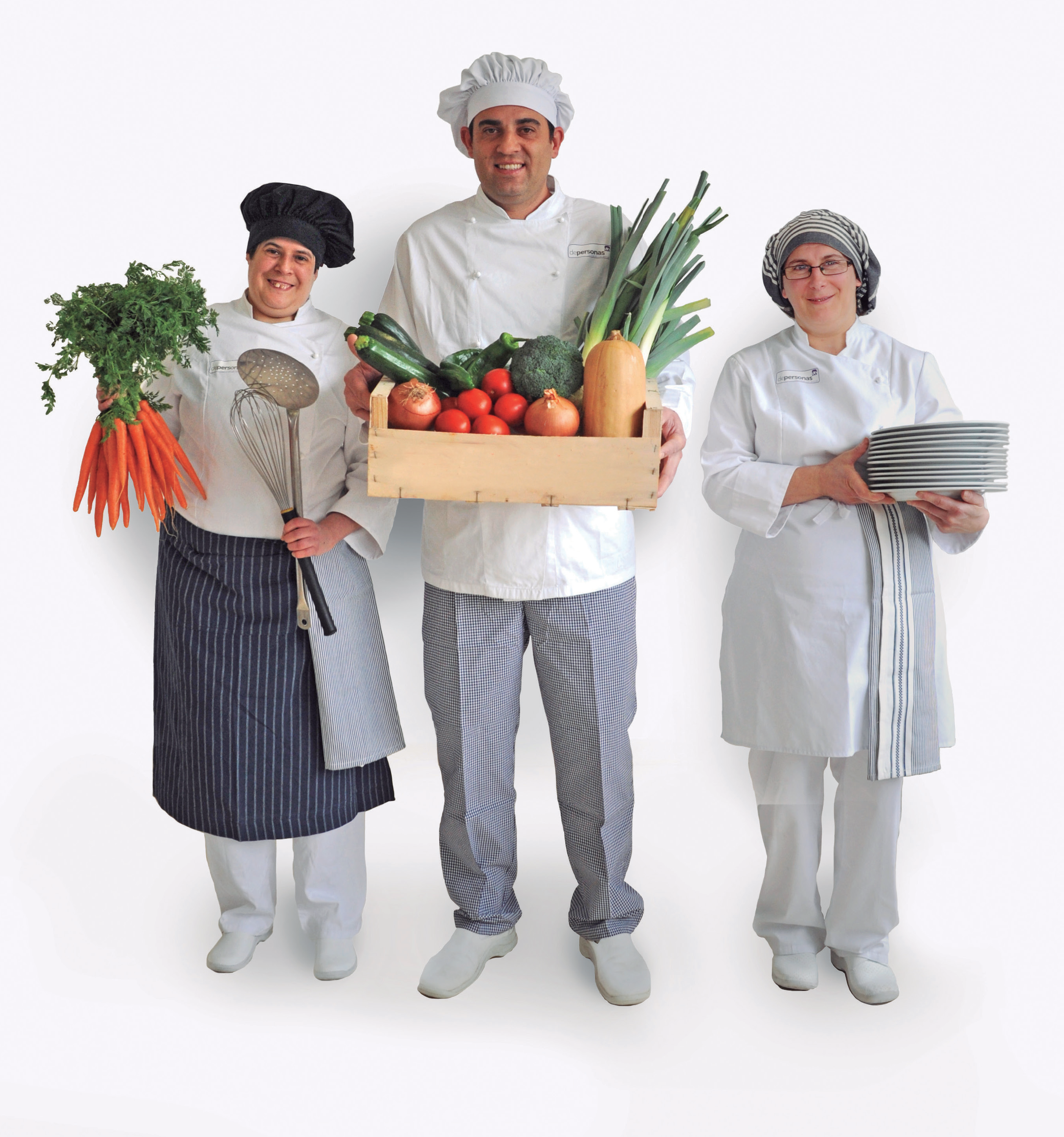 tres cocineros con comida